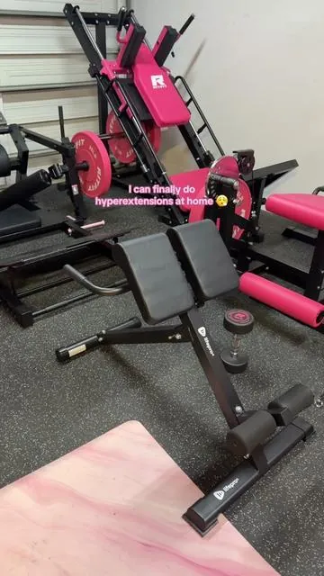 One of MY FAV glute workouts finally at home 😮‍💨🙌🏼 #gym #athomegym #glute #gluteworkout #hyperextention 