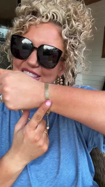 @PAVOI ‘s chunky chain bracelet is BACK!!! The perfect bracelet to add to your stack or wear alone! #waterproofjewelry #bracelet #pavoi #affordablejewelry #tiktokshopfind 