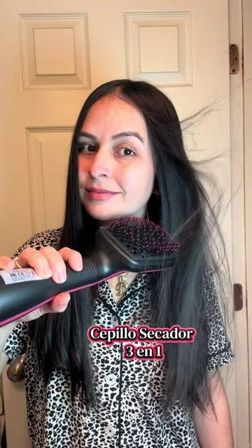 Cepillo Secador 3 en 1 para secar,peinar y alisar el cabello al mismo tiempo #tiktokshopjumpstarsale #cepillosecadorcon3velocidades #cepillosecador #cepillosecador3en1 #utilesparaelcabello 