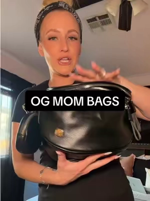 Been waiting for the black faux leather bum bags!!! @Rainbow Boutique LLC 🖤🖤🖤

#bumbag #irisandranbow #diaperbag #everydaybag #mombag 