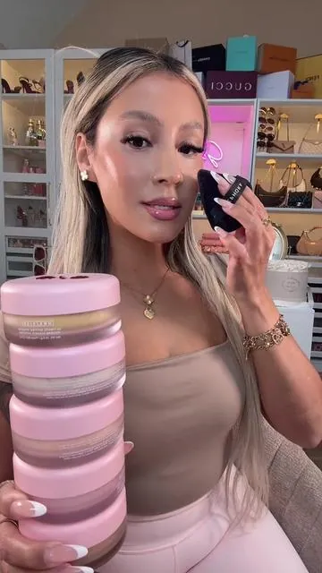 💋✨ONE/SIZE VAULT?!🤯#onesizesettingpowder #onesizeontildawn #tiktokshopstockup  #tiktokshopspringglowup #tiktokshopcreatorpicks  Posted on 02/23/2026 | Prices & promos were accurate at time of posting but may change. This is my personal testimony. Results may vary.  @ONE SIZE BEAUTY 