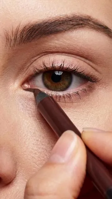 24-hour waterproof and sweatproof eyeliner🤩👇🏻👇🏻👇🏻🌟#eyeliner #makeup #waterproofeyeliner #beauty #tiktokshop 