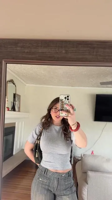 I am wearing my regular size medium and it is perfect! Also love the fact that it is 100% cotton #TikTokShopStockUp #TTSFashionWeek #Cotton #ElevatedBasics #SpringFashion 