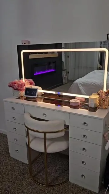 Beautiful Make up Vanity  #Girls #Vanity #makeupvanitydesk  #musthaves #makeup 