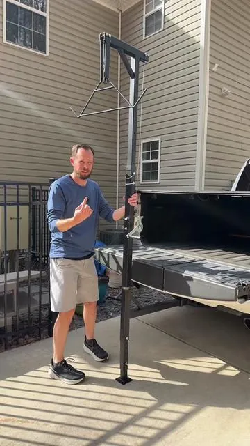Gutting your deer has never been easier than with this trailer hitch deer hoist. #Hunting #Deer #Hog #Meat #outdoors 