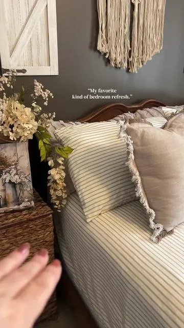 Fresh sheets just hit different 🤍 I put this striped set on the bed today and it instantly made the whole room feel cozy. They’re super soft and I love this neutral stripe pattern.#sheetset #bedding #stripesheets #sheets 