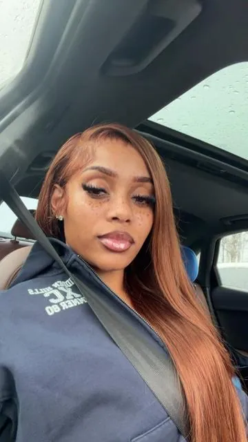 This wig and this song 🤏🏽😊 #AriaApproved #foryou #wigtok #wiginfluencer 