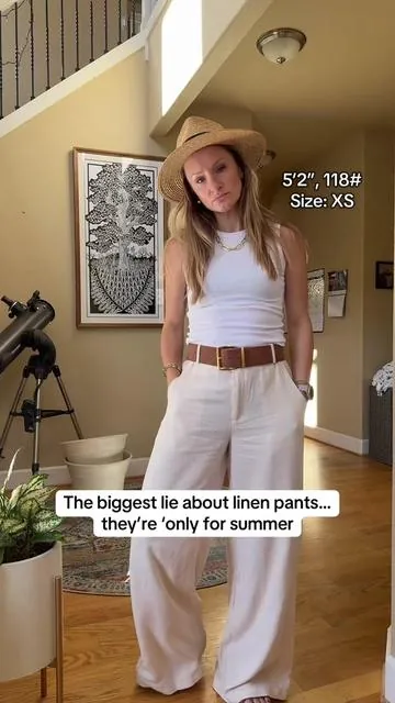 The right cotton and linen pants work all year. These are my favorite. @Molitree  #styleinspo  #linenpants  #capsulewardrobe  