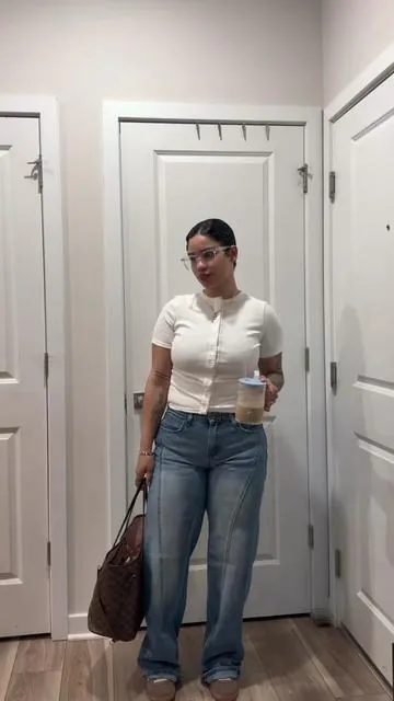 Today’s calm office fit 🤍 #ootd #tiktokshop #tiktokmademebuyit #top #cutetop 