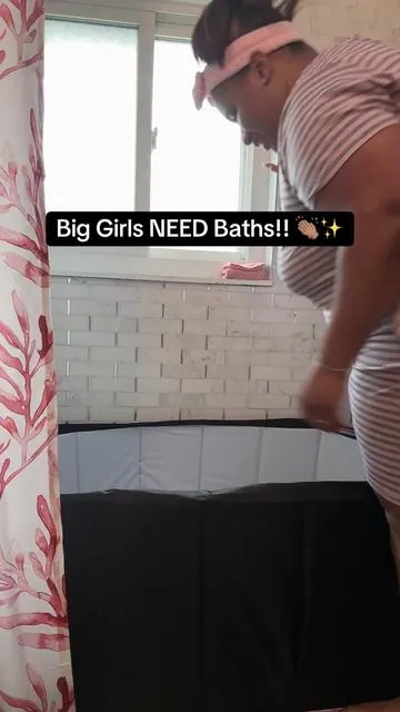 Whoever said the water doesnt stay warm… LIED! I don’t even have room to be impressed about the temperature of the water when I am elated about the size and the fact that I fit in it comfortably. #tikokshopcreatorpicks #TIKTOKShopSpringGlowUp #tiktokshopstockup #plussizeedition #refreshedlook 