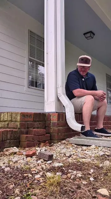 @VEVOR Home Store @VEVOR Outdoor Store @VEVOR Store Gutter Downspout Extension with Leaf clean outs #vevor #gutters #drainage #homerepair #rainwater 