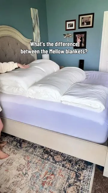 They all have their own pros and cons but the cooling comforter is the best of both worlds. #mellow #mellowcomforter #coolingblanket #bedding #beddingset  . . . @Mellow Sleep 