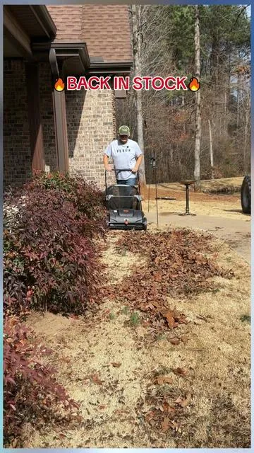 Easy push, easy storage, easy empty, easy cleanup. Tap to shop now! #vevor #lawnsweeper #sweeper #yardworkmadeeasy #vevorsuperbrandday 