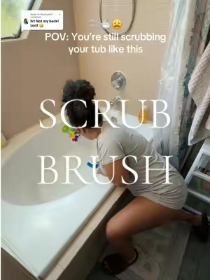 Replying to @MeeliyahX🫧✨ Whoever invented this is a GENIUS 🤩 this saved my back! 🫧🛁 
#scrubbrush #sudsyscrubbing
#asmrcleaning #floorcleaning #scrubbing