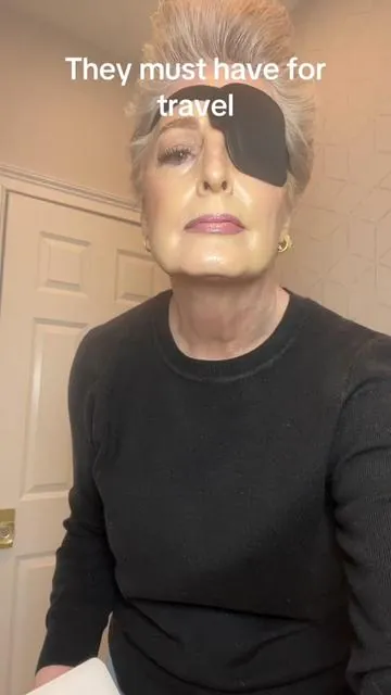 This travel mirror is a game changer #gettingolderandwiser#tiktokshopspringglowup #lookinggoodover50 