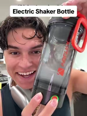 Buying another one ASAP lmao #electricshakerbottle #shakerbottle #proteinshake #tiktokmademebuyit #tiktokshopcreatorpicks 