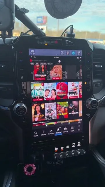 WHAT!!!!! I’m happier then a pig in shit!!#carplayscreen #netflix #moviesincar #aicontrolled #iamtto 