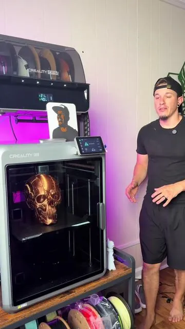 K2 Combo is built for anyone ready to jump into big-time 3D printing with faster speeds, larger build volume, and multi-color capability all in one setup. #greenish #tiktokshopspringglowup #3dprinting #makerlife #refreshedlook  