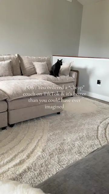If you’ve been thinking about it, I think you should treat yourself! This couch is so cute, comfortable, washable, & exceeded all of my expectations. I’ve had this couch for over a month now and still love it! #gosuhi #modularsofa #modularcouch #affordablefurniture #greenish 