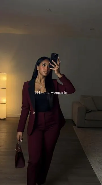 #blazer #straightleg #pantsset #ootd #officeoutfit 💗