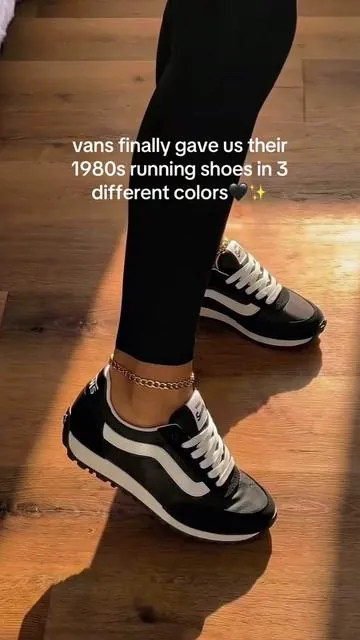 premium style 152 running shoes