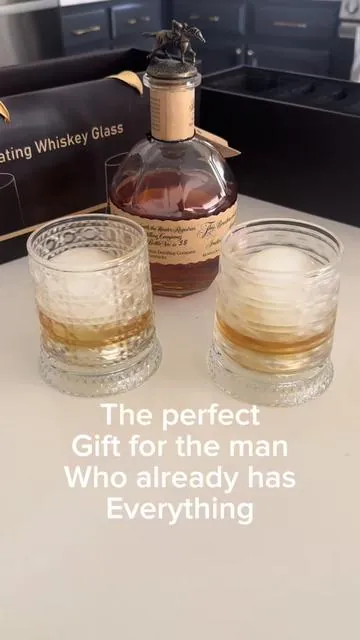 Looking for a unique gift for someone who enjoys whiskey? These luxury spinning whiskey glasss add a fun elevated touch to any drink and stand out in any home bars setup. Perfect for gifting, entertaining, or upgrading your evening drink routines #whiskey #barware #ad #FathersDay #giftideasforhim 