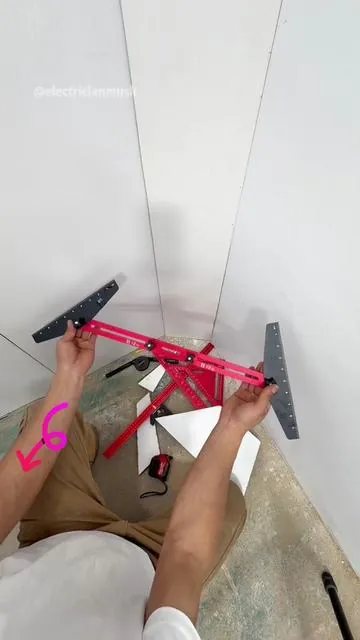 An excellent stair tread shape duplicator.#bluecollar #TikTokShopSpringGlowUp #welder #carpenter #tool 