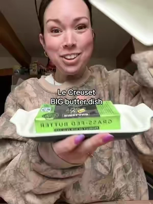 Gorgeous and functional butter dish from Le Creuset 🤩🧈🐄!! #butterdish #lecreuset #grassfedbutter  #qvc 