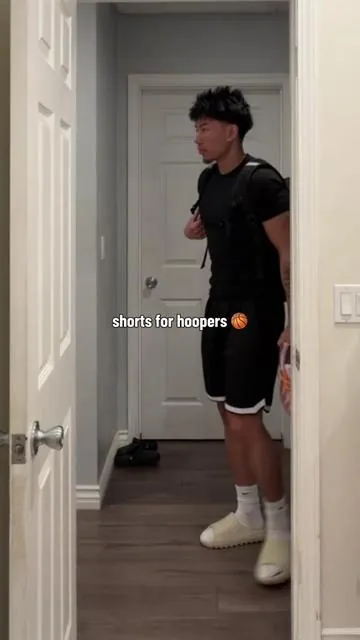size reference: 5’11 / medium #shorts #gymshorts #basketballshorts #meshshorts 