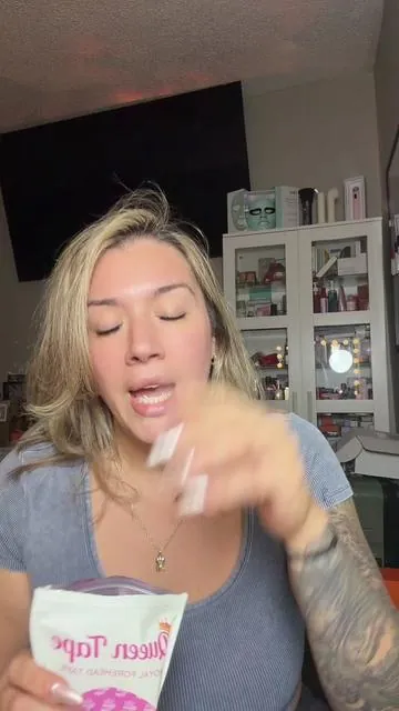We are trying to cope with these fine lines!! I struggle with a fine line on my forehead, so I will always try and find a resolution!!#tiktokshopcreatorpicks #fineline #wrinklesbegone 