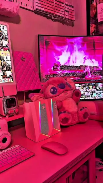 comment below if you need to upgrade your computer desk area ??? 💗🪞🕯️🎀⛓️  #pixio #monitor #computerdesk #pink #pinkroom 