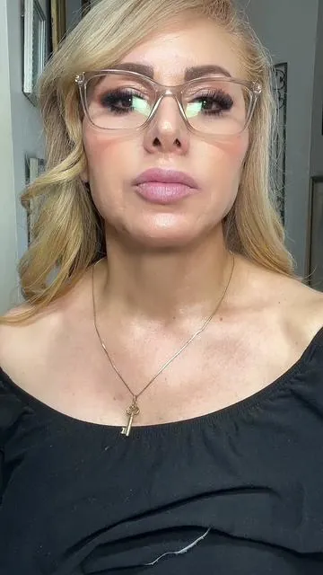 Neck lines? This cream said tighten + brighten. The Dr. Melaxin ECM Ceramide Cream firms, smooths, and leaves my neck looking lifted ✨ #NeckCare #FirmingCream #AgelessSkin #neckfirmingcream #matureneckcream @Dr.Melaxin  💧