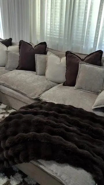 This cloud couch ☁️😍🙌🏻 #cloudcouch #cloudcouchdupe #couch #sofa #cloud @CAODOC Direct @CAODOC Furniture @CAODOC homedecor 