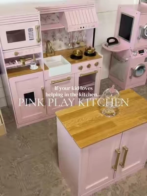 This Best Choice Products Deluxe Pretend Play Kitchen with Island keeps kids busy for hours with realistic features and built-in storage! @Best Choice Products, Inc. #TikTokShopCreatorPicks #PretendPlayKitchen #KidsKitchenSet #MomFinds #ToyOrganization