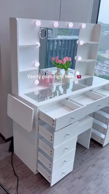Vanity goals right here.🎀 #VanityGoals #vanity #vanitydesk #vanitymirror #vanitymakeup #FUSOU #fyp
