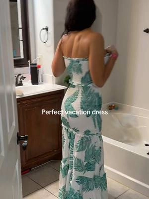 The perfect vacation dress, tall girl, friendly. ##dress##vacationdress##vacation##longdress##maxidress