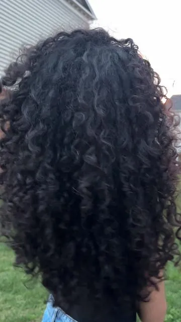 How my curls last DAYS | @YANIBEST #hairtok #curlyhairtutorial #curlyhaircommunity #haircontent #curlyhair 