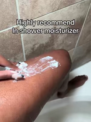 Highly recommend this in-shower moisturizer @hanni smooth #inshowermoisturizer #moisturizer #showertok #hydratedskincare #femininehygiene 