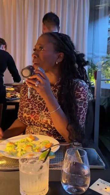 Ladies if you know you know.   It’s a Chill Pill okay! @Ninja Kitchen #tiktokshopmothersday #tiktokshopstockup #sharkchillpill #personalfan #hotflashes thanks @Sheri for catching this real moment. 
