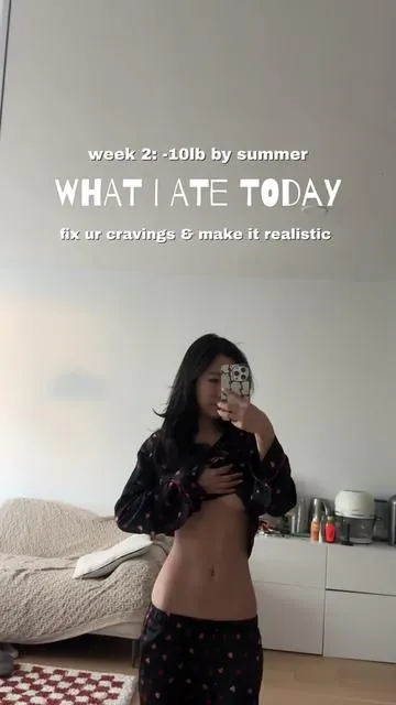 WELCOME TO WEEK 2 YALL 💖 What I ate today: ☀️Brekkie: @FAGE greek yogurt bowl with frozen strawberries & pineapple 🍍  ☁️ Lunch: protein shake from @Fullight 🍓 🌙 Dinner: keto chicken & cottage cheese & avocado seaweed wraps 🥑 & follow for more vlogs & tips to glowing up before the summer🙈🫶 #healthylifestyle #whatiatetoday #glowup #healtheating #glowupbeforesummer 