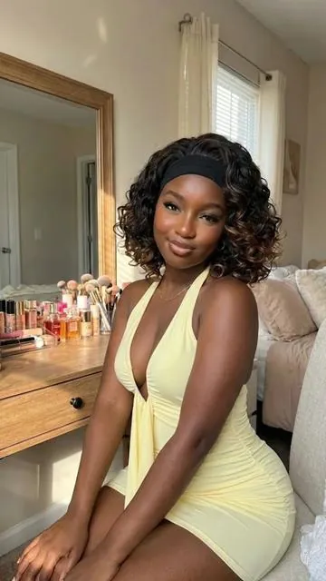 14 Inch Fashionable Plain Color Curly Wigs for Women, Gorgeous Fluffy Wigs with Band, Synthetic Full Machine Wigs for Party, Daily Use, Wavy Wigs. #haitiantiktok🇭🇹🌷🌷abonnés💋💋💋🥰🥰 #haitiantiktokers #haitiantiktokers509🇭🇹 #haitiennetiktok🇭🇹🇭🇹🇭🇹🇭🇹😍😍😍😍 #beltifi💕💕💕💕💕💕🇭🇹 