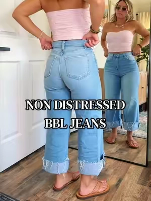 Totally Cute Jeans 👖 1000% Worth It @Wild Oak Boutique #widelegjeans #bbljeans #womensjeans #jeansforwomen #tiktokshopcreatorpicks 