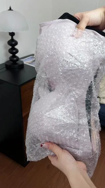 Adiós a los bralettes que te asfixian 🔥 Este bra viral de TikTok tiene cierre frontal.” #BraCierreFrontal #SinArosPushUp #UltraTranspirable #NoLastima #TikTokModa 