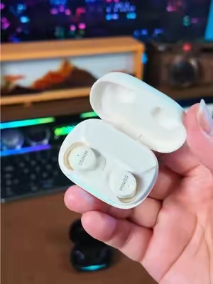 How to sleep with earbuds and actually feel nothing.#invisibleearbuds #earbuds #noisecancellingheadphones #headphones #earbudswireless 
