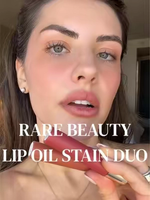 2 Rare Beauty lip oil stains for that price is crazy and only on tiktok shop💕🫶🏼 Selena is the ultimate girl’s girl for this bundle! @Rare Beauty @Selena Gomez #RareBeauty #SelenaGomez #tiktokshoprestock #momschoice #tiktokshopcreatorpicks 