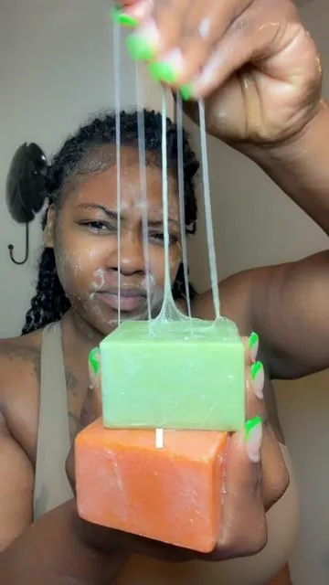 Not all soap is created equal… and I learned that the hard way 😩 The green bar = hydration + calming your skin (no more dry, tight feeling) The orange bar = dark spots + brightening with Kojic Acid, Turmeric & Niacinamide So basically… clean, soft, AND even skin in one routine 👀 I get the hype now. #darkspots #koreanskincare #drmelaxin #hyperpigmentation #tiktokshopcreatorpicks 