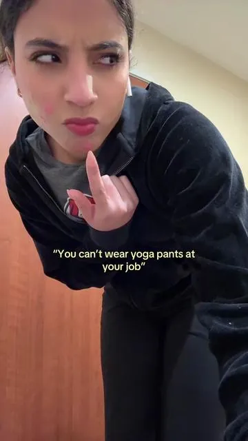 They don’t have to know 🤷🏽‍♀️#workpants 