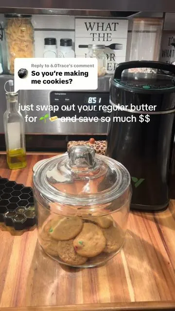 Replying to @6.0Trace infu$ed cookies 🍪🍃💨 #fyp #infuse #vivosun #concentrate #baking 