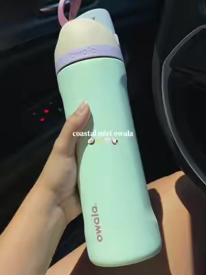 these colors are absolutely ADORABLE 🥥✨🐚 the perfect summer waterbottle #owala #owalafreesip #coastal #waterbottle #tiktokshopcreatorpicks 