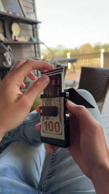 Best Father’s Day gift out there #menswallet #rfidwallet #rfid #wallets #wallet 